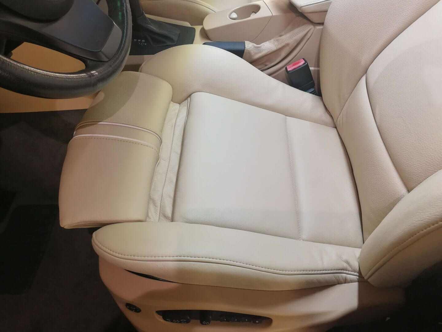 BMW X3 odnowiony fotel kierowcy